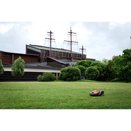 Husqvarna Automower 550 EPOS robotfűnyíró